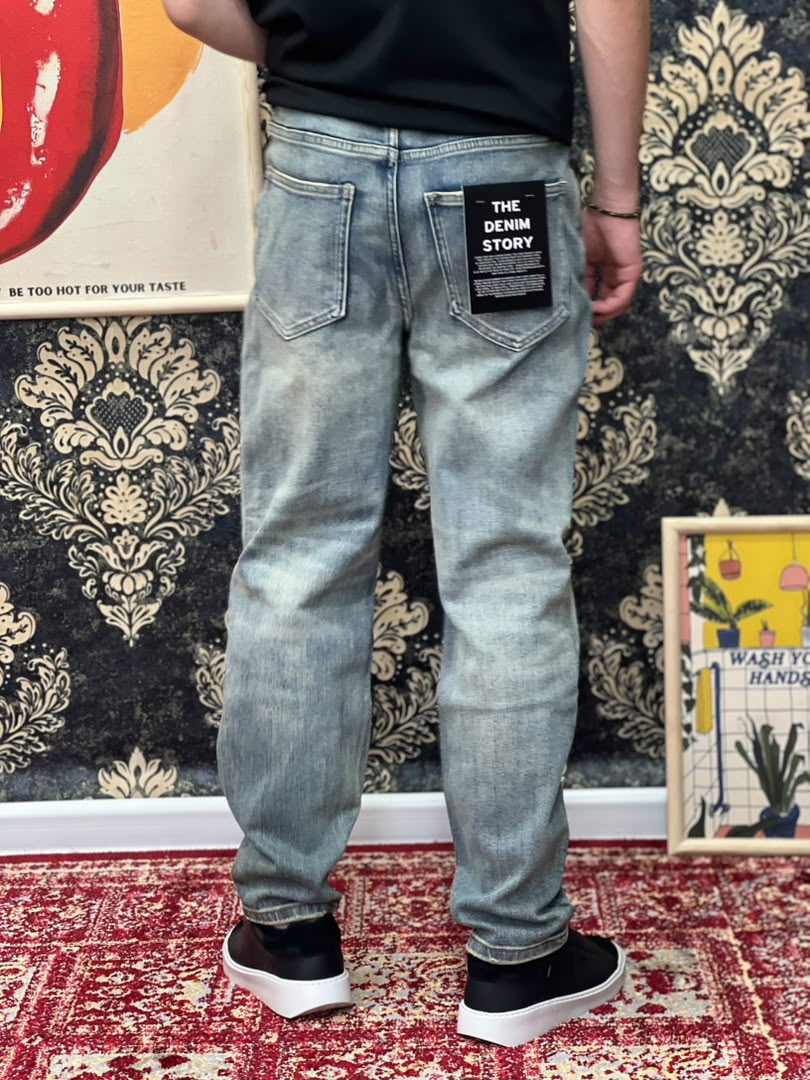 REGULAR FIT COMFORT JEANS C08